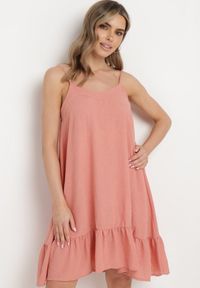 Born2be - Ciemnoróżowa Rozkloszowana Sukienka na Ramiączkach Wiązana z Tyłu Naisa. Kolor: różowy. Długość rękawa: na ramiączkach. Sezon: wiosna, lato. Styl: elegancki #1