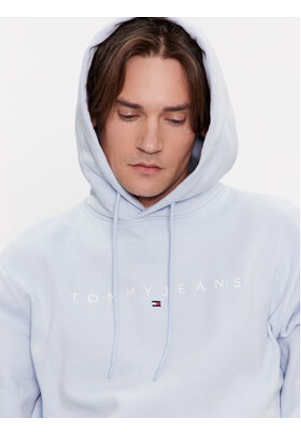 Tommy Jeans Bluza Linear Logo DM0DM17985 Niebieski Regular Fit. Kolor: niebieski. Materiał: bawełna