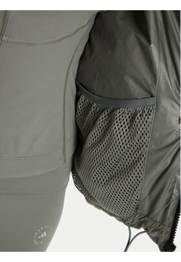 Adidas by Stella McCartney - adidas by Stella McCartney Kurtka zimowa JX4339 Zielony Loose Fit. Kolor: zielony. Materiał: syntetyk. Sezon: zima