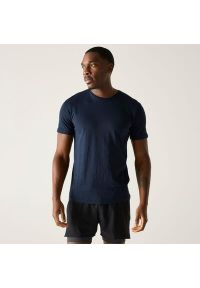 Regatta - Męska koszulka z krótkim rękawem Tait, lekka i aktywna. Kolor: niebieski. Materiał: bawełna. Długość rękawa: krótki rękaw. Długość: krótkie. Sport: turystyka piesza #1
