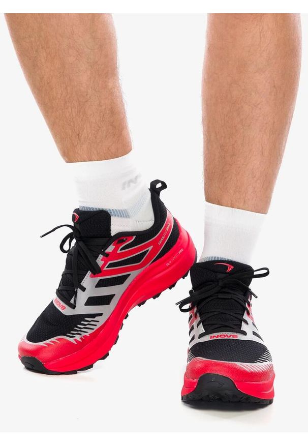 Buty trailowe męskie Inov-8 TrailFly Max. Kolor: czerwony. Sport: bieganie