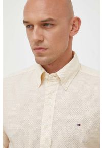 TOMMY HILFIGER - Tommy Hilfiger koszula bawełniana męska kolor beżowy regular z kołnierzykiem button-down. Typ kołnierza: button down. Kolor: żółty. Materiał: bawełna. Długość: długie #3