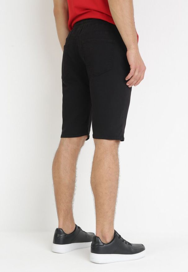 Born2be - Czarne Szorty Casual z Wiązaniem i Gumką w Pasie Nasine. Okazja: na co dzień. Kolor: czarny. Styl: casual