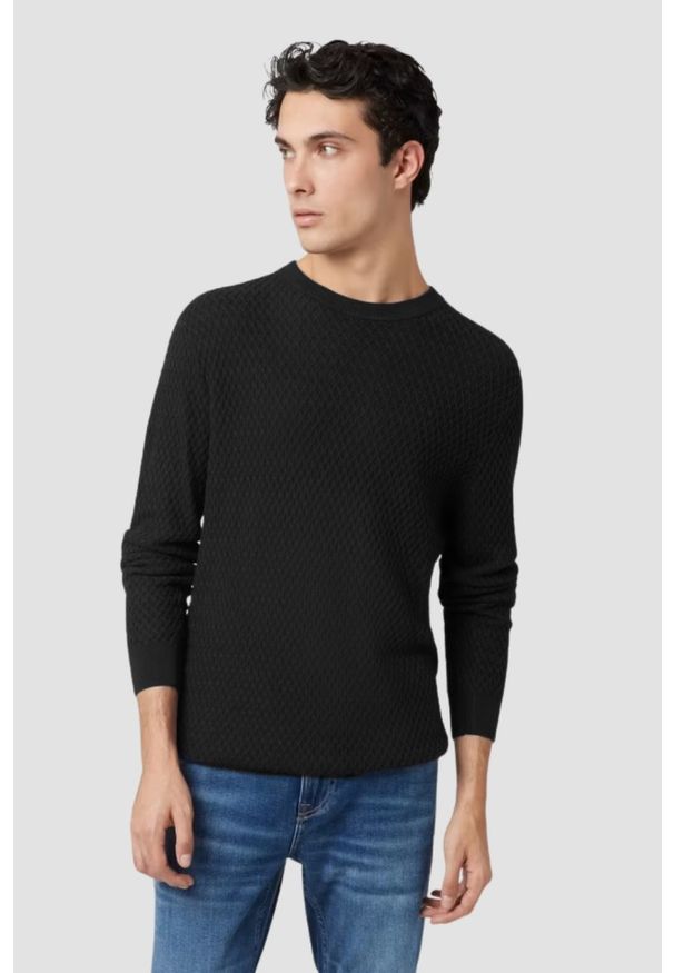 Guess - GUESS Czarny sweter męski Davin Cn Ls, Rozmiar L. Kolor: czarny. Materiał: bawełna. Długość rękawa: długi rękaw. Długość: długie. Wzór: bez wzorów. Styl: elegancki, klasyczny