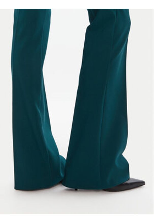 Rinascimento Spodnie materiałowe CFC0125318003 Zielony Flare Fit. Kolor: zielony. Materiał: syntetyk