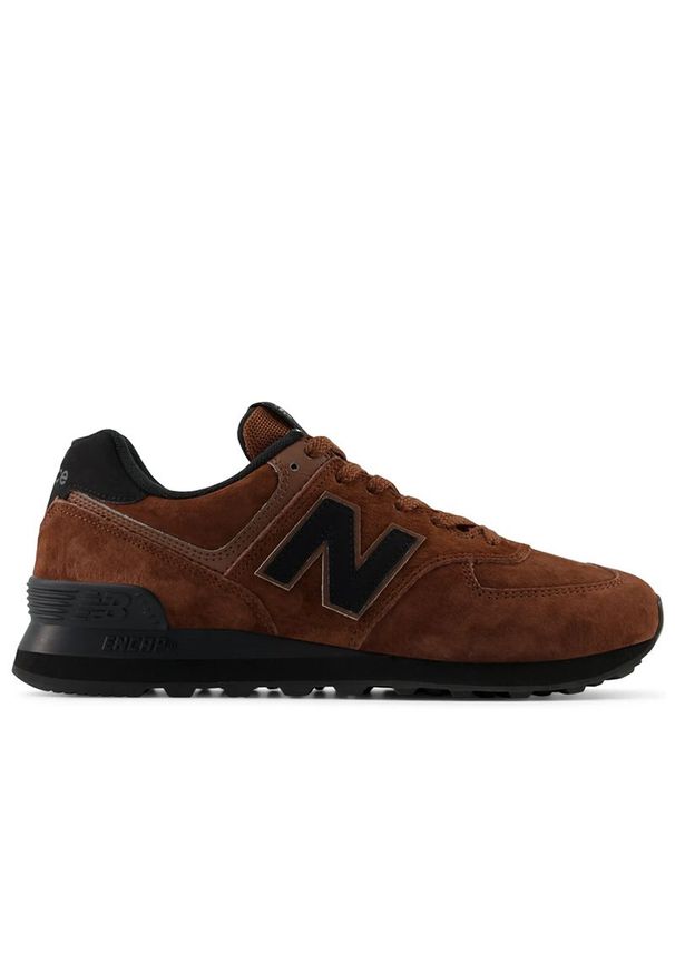 Buty New Balance U574LEB - brązowe. Kolor: brązowy. Materiał: guma, materiał, skóra, syntetyk. Szerokość cholewki: normalna. Model: New Balance 574
