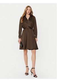 Rinascimento Sukienka koszulowa CFC0121838003 Brązowy Regular Fit. Kolor: brązowy. Materiał: syntetyk. Typ sukienki: koszulowe #5