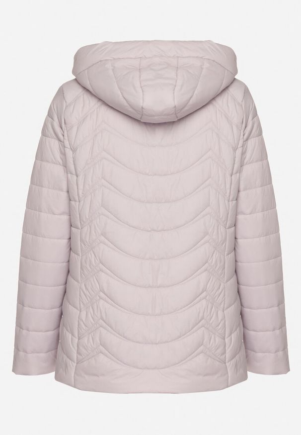 Born2be - Jasnofioletowa Pikowana Kurtka z Kapturem z Możliwością Odpięcia Natisme. Okazja: na co dzień. Typ kołnierza: kaptur. Kolor: fioletowy. Materiał: jeans. Styl: casual, elegancki