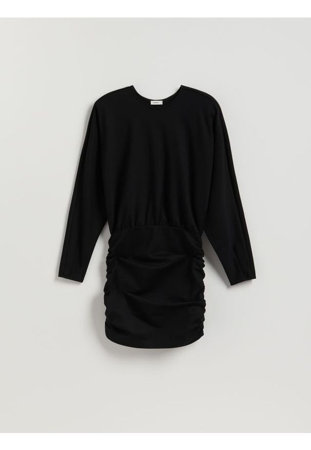Reserved - Drapowana sukienka z wiskozą - czarny. Kolor: czarny. Materiał: wiskoza