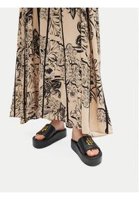 Badura Klapki CROCUS-V1925-08-1 Czarny. Kolor: czarny. Materiał: skóra #8