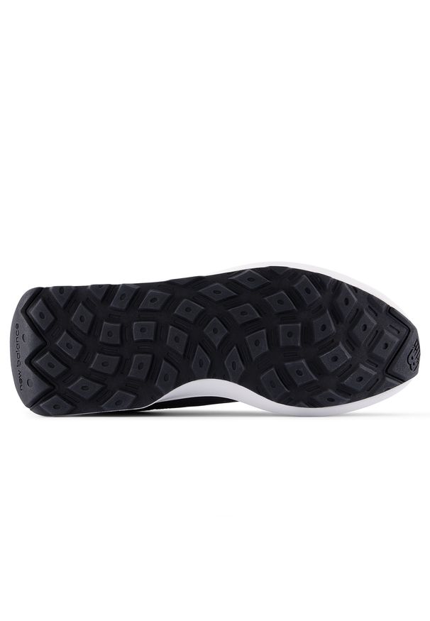 Buty męskie New Balance U370HD – czarne. Kolor: czarny. Materiał: zamsz, skóra. Szerokość cholewki: normalna. Sezon: lato