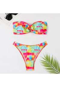 Intica - Dwuczęściowy strój kąpielowy bez ramiączek z elastycznego materiału na lato Brigitte. Kolor: wielokolorowy. Materiał: materiał