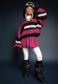 Renee - Fuksjowy Oversize Sweter z Trójkątnym Dekoltem z Ozdobnej Dzianiny Klinerda. Kolor: różowy. Materiał: dzianina. Wzór: kolorowy. Sezon: zima, jesień #3
