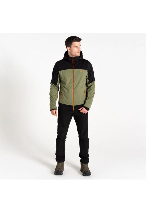 DARE 2B - Kurtka turystyczna męska Dare2b Mountaineer softshell. Kolor: zielony. Materiał: poliester. Sezon: jesień. Sport: turystyka piesza