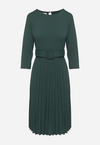Born2be - Ciemnozielona Rozkloszowana Sukienka z Plisami i Paskiem z Klamrą Lennoria. Okazja: do pracy, na spotkanie biznesowe. Kolor: zielony. Typ sukienki: rozkloszowane. Styl: biznesowy, elegancki #5