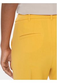 Marella Spodnie materiałowe Child 2413131061200 Żółty Regular Fit. Kolor: żółty. Materiał: syntetyk