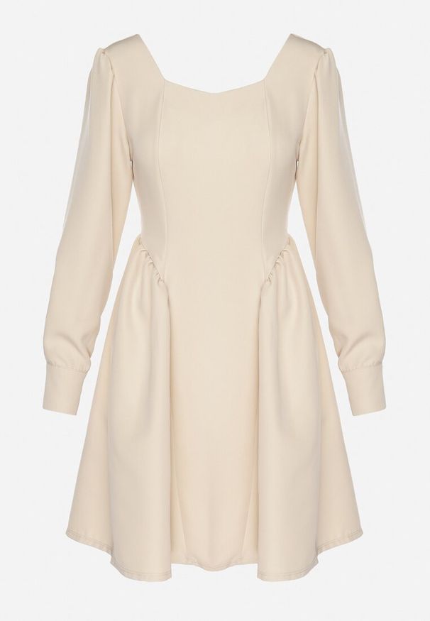 Born2be - Beżowa Rozkloszowana Sukienka z Kwadratowym Dekoltem Katilora. Typ kołnierza: dekolt kwadratowy. Kolor: beżowy. Długość rękawa: długi rękaw. Styl: klasyczny