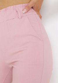Born2be - Różowe Spodnie z Gumką w Pasie Kanell. Okazja: na co dzień. Stan: podwyższony. Kolor: różowy. Styl: casual