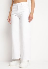 Born2be - Białe Jeansy o Fasonie Szerokich Kulotów z Elastycznej Bawełny Zerulla. Stan: podwyższony. Kolor: biały. Styl: elegancki #1