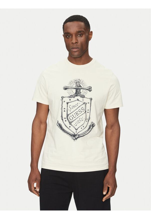 Guess T-Shirt M5GI72 KBW41 Beżowy Regular Fit. Kolor: beżowy. Materiał: bawełna