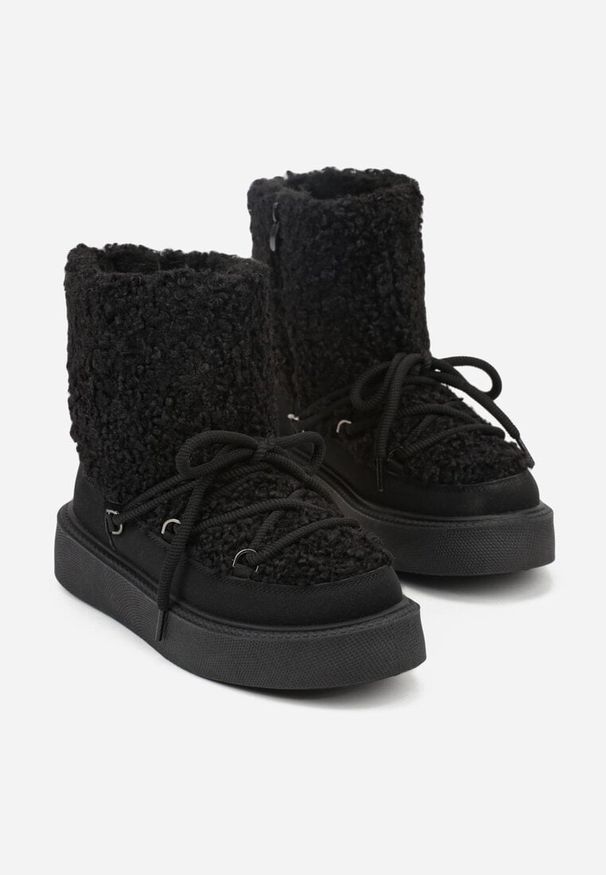 Renee - Czarne Śniegowce z Futerkiem Typu Teddy Allere. Okazja: na co dzień. Kolor: czarny. Materiał: futro. Sezon: zima. Styl: casual