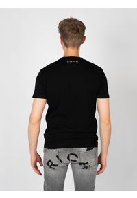 John Richmond T-shirt | HMP25016TS | Mężczyzna | Czarny. Okazja: na co dzień. Kolor: czarny. Materiał: bawełna. Wzór: nadruk. Styl: elegancki, casual #3