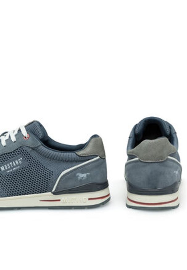 Mustang Sneakersy 4154-317-8 Niebieski. Kolor: niebieski. Materiał: materiał