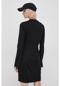 Superdry Sukienka kolor czarny mini dopasowana. Kolor: czarny. Materiał: tkanina. Długość rękawa: długi rękaw. Typ sukienki: dopasowane. Długość: mini #5