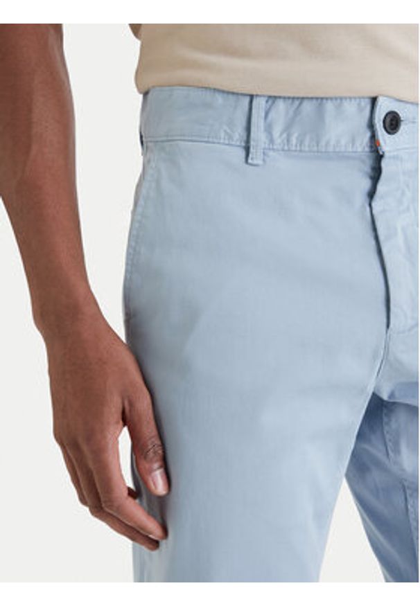 BOSS Chinosy 50510933 Błękitny Slim Fit. Kolor: niebieski. Materiał: bawełna