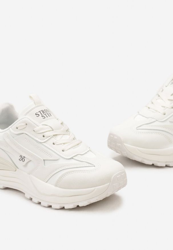 Born2be - Białe Sznurowane Sneakersy z Wstawkami i Numerkiem Nelocca. Okazja: na co dzień. Kolor: biały