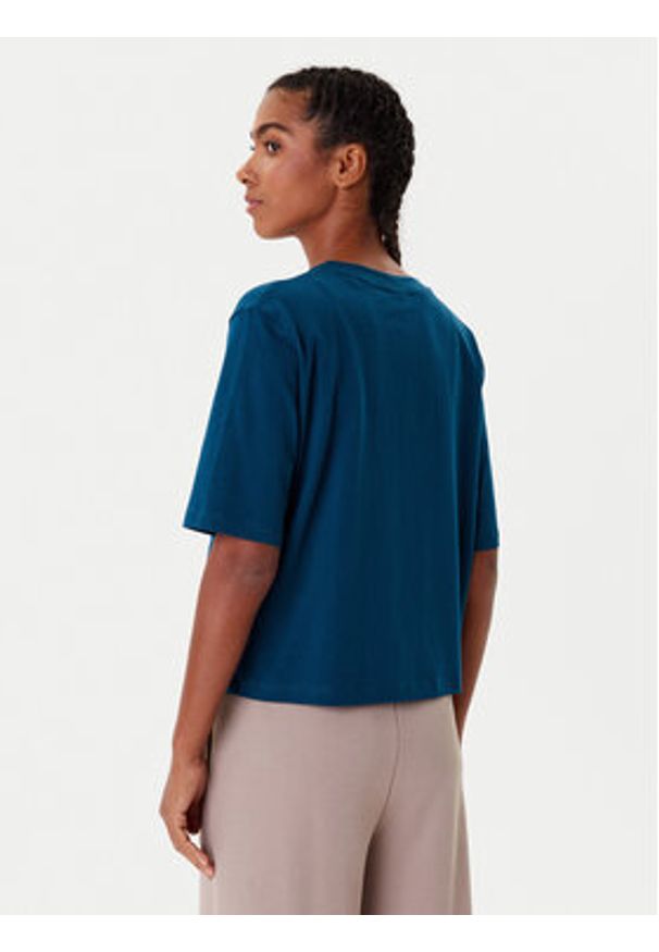 Guess T-Shirt V5YI02 I3Z14 Niebieski Boxy Fit. Kolor: niebieski. Materiał: bawełna