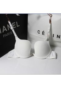 Intica - Biustonosz push-up plunge z efektem unoszenia biustu Khalilah. Kolor: biały. Materiał: materiał. Rodzaj stanika: push-up