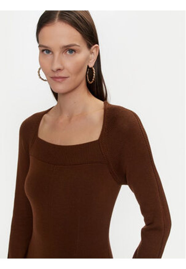Luisa Spagnoli Sukienka dzianinowa Mandola 58510 Brązowy Regular Fit. Kolor: brązowy. Materiał: wełna