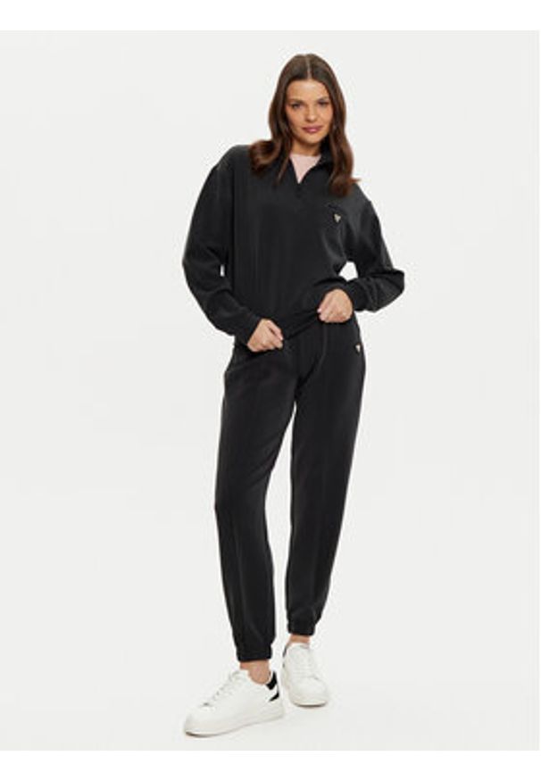 Guess Bluza V5RQ10 KCAY2 Czarny Regular Fit. Kolor: czarny. Materiał: syntetyk