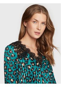 Nissa Sukienka codzienna RC13349 Zielony Regular Fit. Okazja: na co dzień. Kolor: zielony. Materiał: syntetyk. Typ sukienki: proste. Styl: casual #4