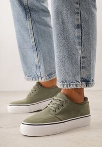 Born2be - Zielone Klasyczne Tenisówki z Ozdobnym Paskiem przy Podeszwie Ranora. Zapięcie: pasek. Kolor: zielony. Materiał: jeans, dresówka. Szerokość cholewki: normalna. Wzór: gładki. Styl: klasyczny #6