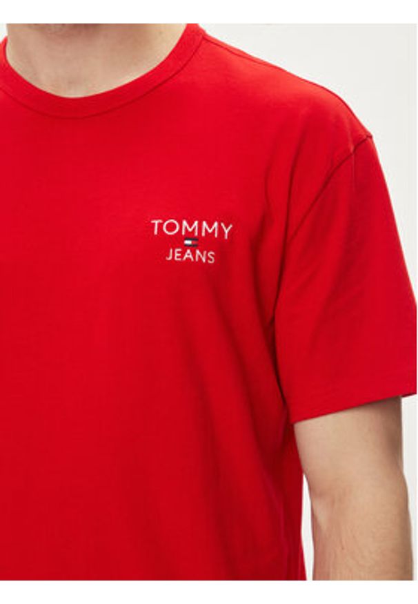 Tommy Jeans T-Shirt DM0DM18872 Czerwony Regular Fit. Kolor: czerwony. Materiał: bawełna
