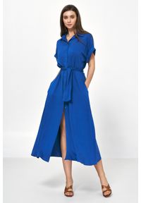 Nife - Koszulowa Sukienka z Krótkim Rękawem - Chabrowa. Kolor: niebieski. Materiał: wiskoza. Długość rękawa: krótki rękaw. Typ sukienki: koszulowe