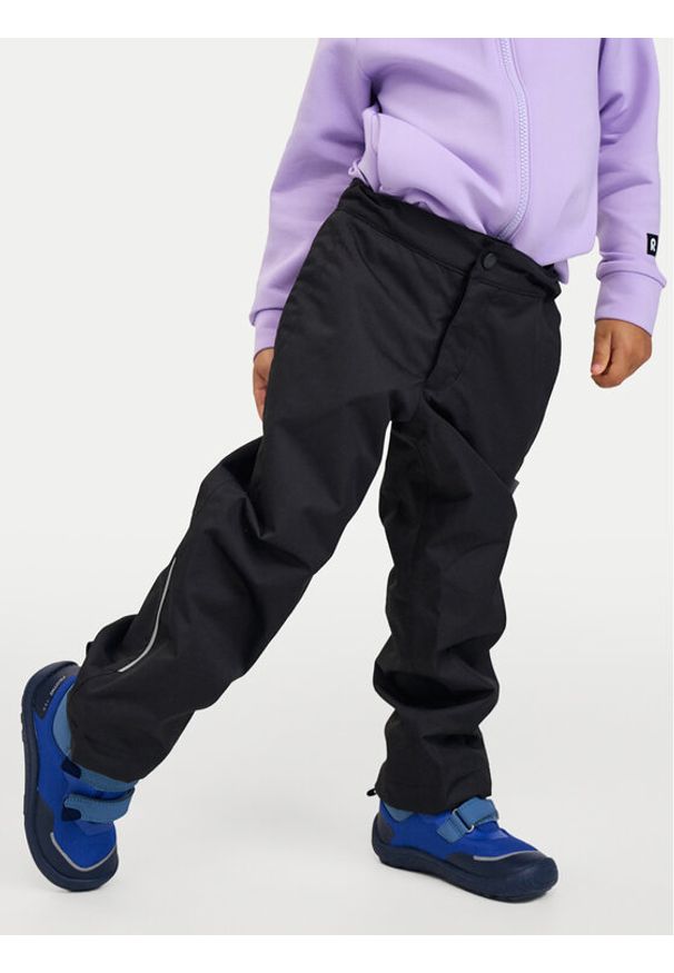 Reima Spodnie outdoor Valpas 5100419A Czarny Regular Fit. Kolor: czarny. Materiał: syntetyk. Sport: outdoor