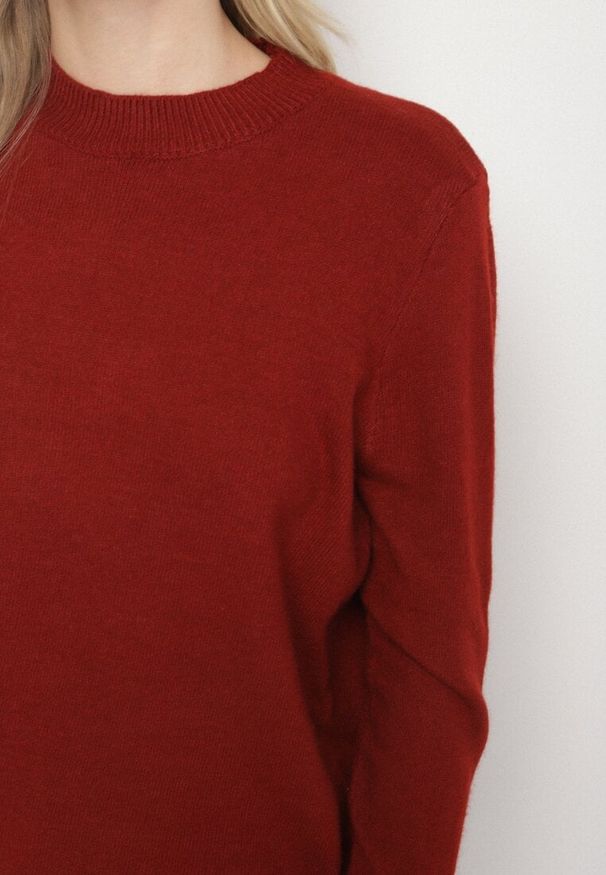 Born2be - Bordowy Klasyczny Sweter z Wełną Mailira. Okazja: na co dzień, do pracy. Kolor: czerwony. Materiał: wełna. Styl: klasyczny