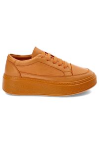 Pomarańczowe Sneakersy Venezia Stylowe Obuwie Damskie. Kolor: pomarańczowy. Materiał: skóra. Szerokość cholewki: normalna. Sezon: wiosna. Obcas: na platformie #5