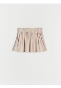 Reserved - Dzianinowa spódnica - kremowy. Kolor: kremowy. Materiał: dzianina #1