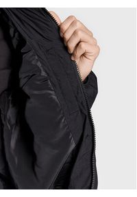 Calvin Klein Jeans Kurtka puchowa J30J321972 Czarny Regular Fit. Kolor: czarny. Materiał: puch, syntetyk