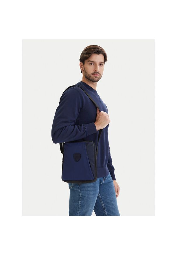 Saszetka Blauer. Kolor: niebieski