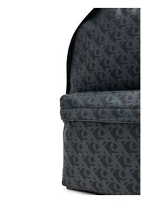 Calvin Klein Jeans Plecak Matte Aop Center Zip Bp 43 LV04G3112G Czarny. Kolor: czarny. Materiał: skóra #5