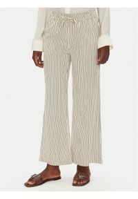 Fransa Spodnie materiałowe 20614576 Beżowy Relaxed Fit. Kolor: beżowy. Materiał: bawełna