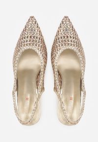 Renee - Złote Plecione Czółenka Slingback na Szpilce z Ażurową Cholewką Hibiscae. Okazja: na co dzień. Kolor: złoty. Materiał: jeans. Szerokość cholewki: normalna. Wzór: ażurowy. Sezon: wiosna. Obcas: na szpilce. Styl: wizytowy, casual, elegancki #2