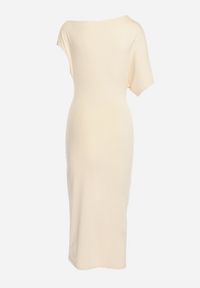 Born2be - Beżowa Asymetryczna Sukienka Midi o Dopasowanym Fasonie Tivalle. Kolor: beżowy. Typ sukienki: asymetryczne. Długość: midi #5