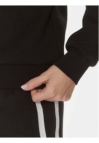 Guess Bluza W4RQ15 K9Z21 Czarny Regular Fit. Kolor: czarny. Materiał: bawełna