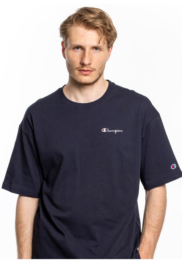 Koszulka Champion Premium Small Script Logo Crewneck T-Shirt (214282-BS501). Kolor: niebieski. Materiał: materiał